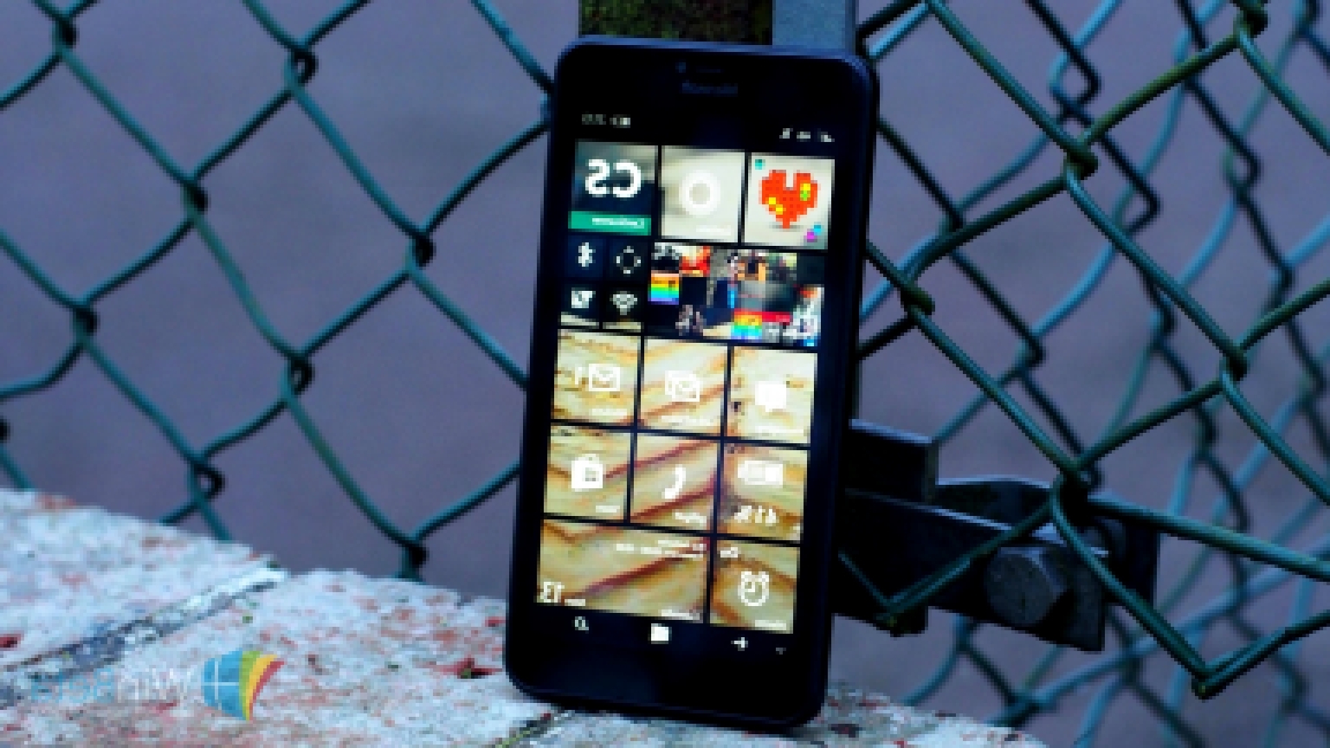 Другие картинки на тему "Win phone lumia 650 release" .